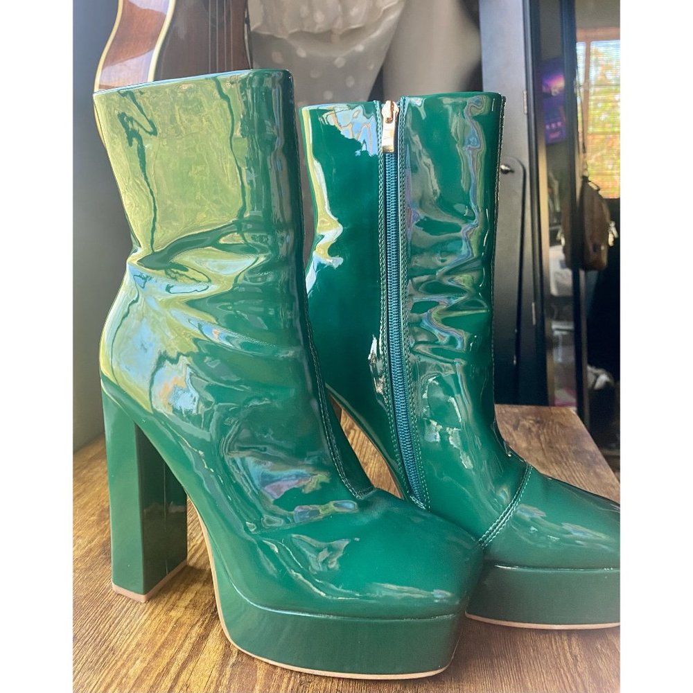 Fashion Nova Green Pleather Boots Size 7